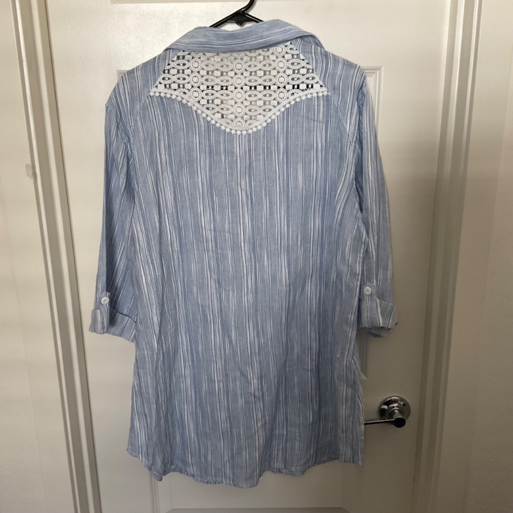 Dotti Striped Button Down Top with Crochet‎ Detail - Blue/White - Size Large - Picture 7 of 10